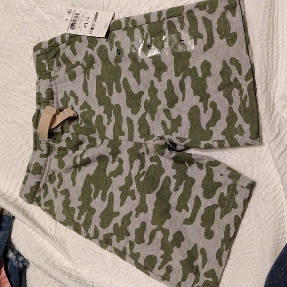 Epic thread boys shorts NWT - Picture 1 of 4